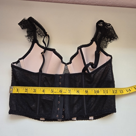 Victoria's Secret Corset Size S Black and Pink Lace Bra Lingerie Ruffle Straps - Picture 7 of 7
